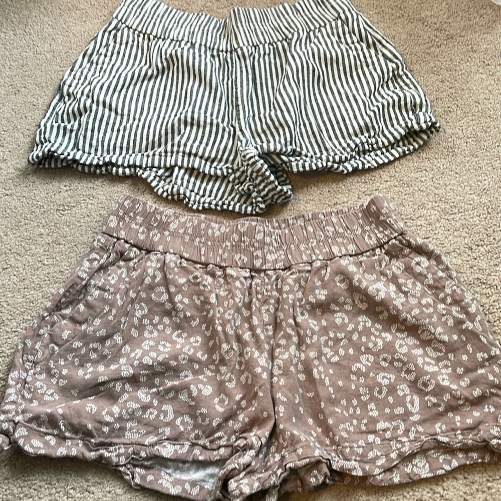 A New Day shorts (2) Size Small